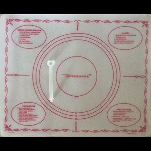 tupperware pie mat